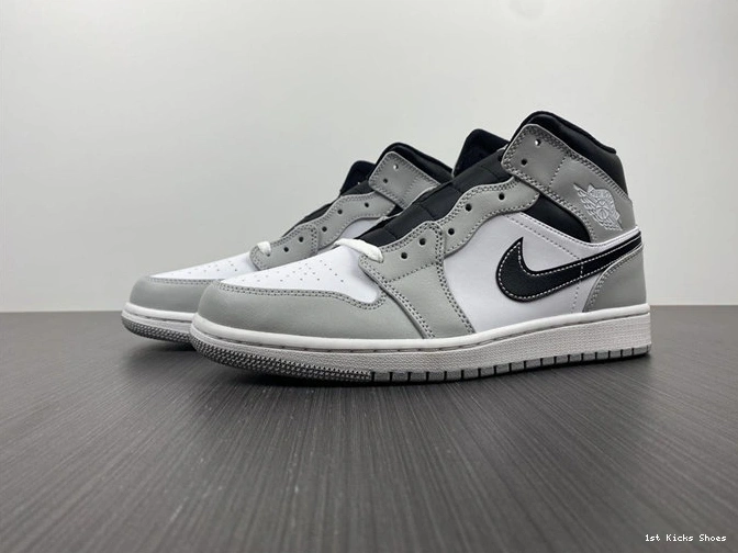 1st Kicks Jordan1 3725 SunProtective Anthracite Grey 554724- Light Smoke Mid 1029